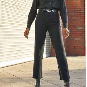 levi’s black ribcage jeans size 23